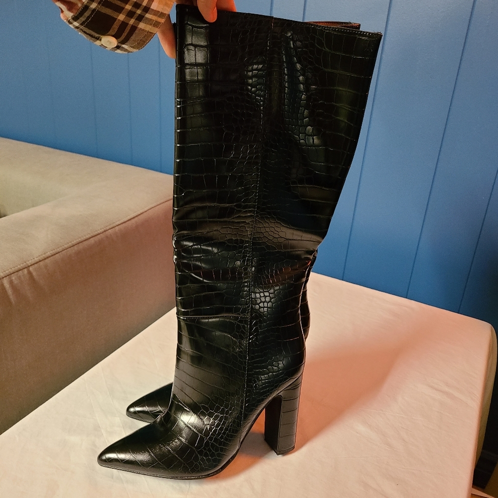 Steve Madden Nikitta Black Croc Textured Boots Size 8 - Picture 1 of 14
